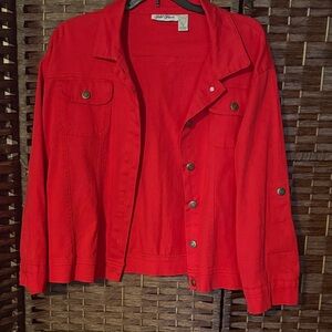 EUC Gold Flava Quarter Sleeve Crop Vibrant Red Button-Up Jacket